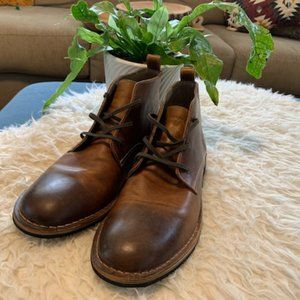 Andrew Marc Dorchester Chukka Boots - Men's Size 9.5